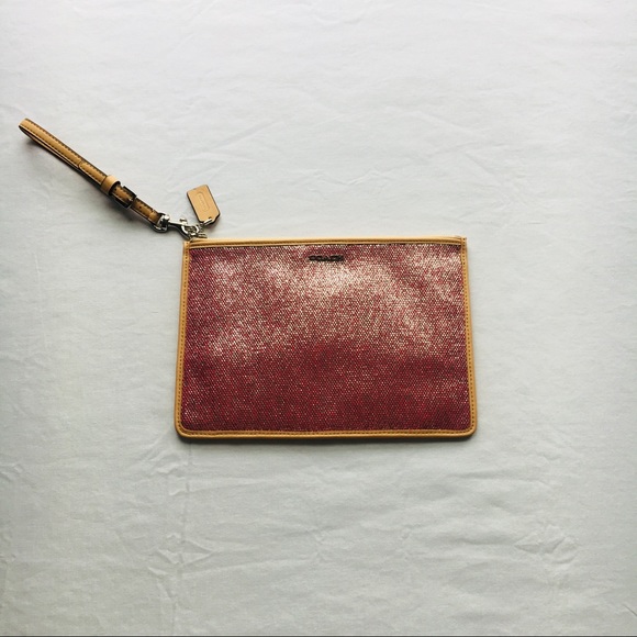 NWT Coach pink shimmer wristlet. Never worn. - Picture 3 of 5